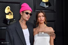 Justin Bieber announces birth of baby boy